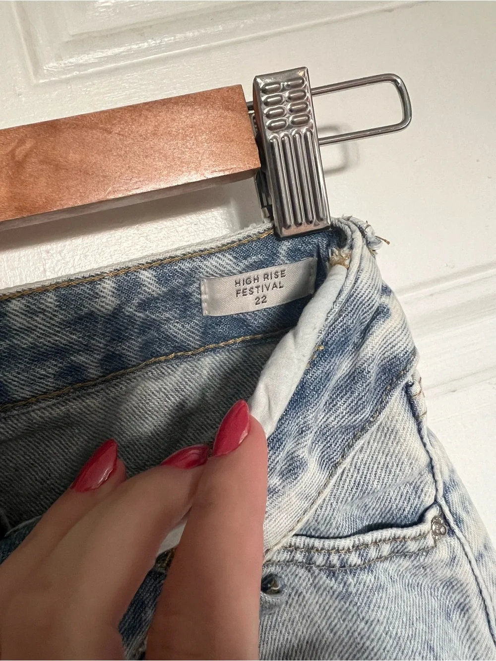 PacSun stylish light